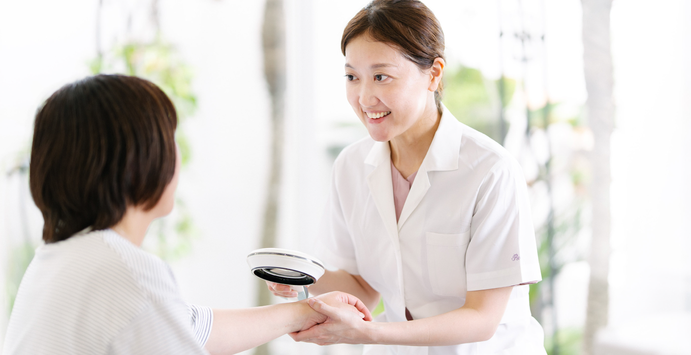 おおくぼ皮ふ科クリニック 診察の様子